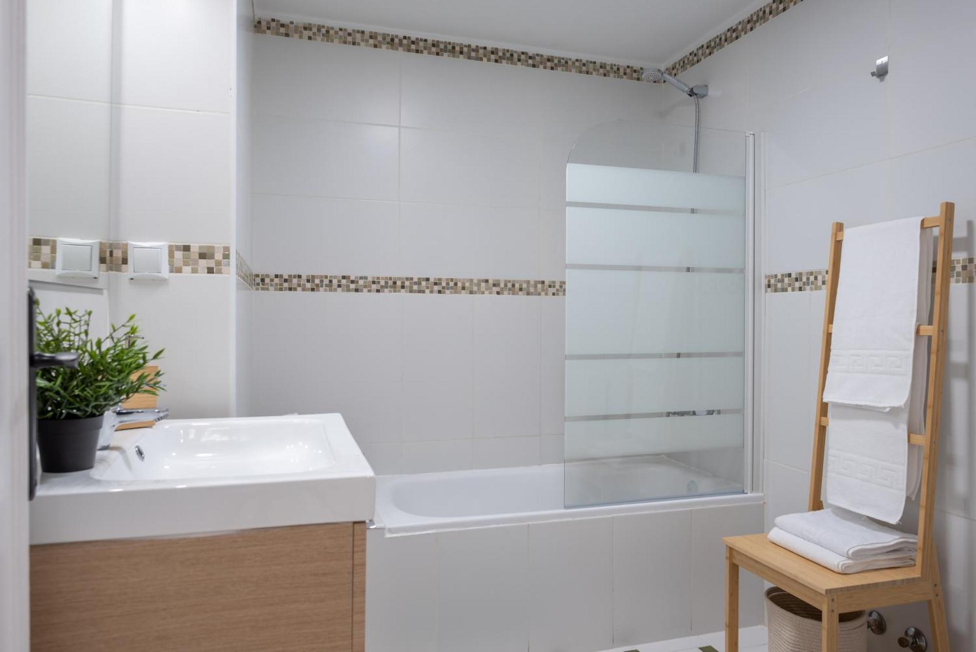 Mrs Apartamento En Gran Via De Colon Parking Grenada Zewnętrze zdjęcie