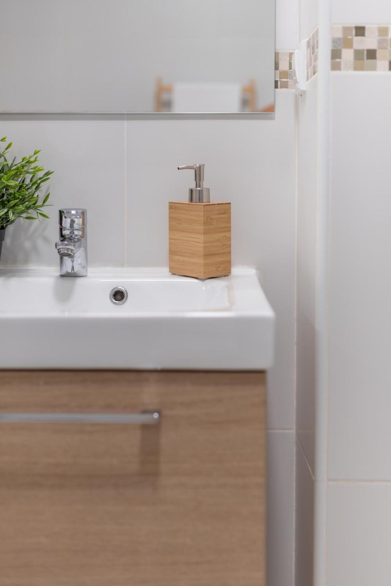 Mrs Apartamento En Gran Via De Colon Parking Grenada Zewnętrze zdjęcie